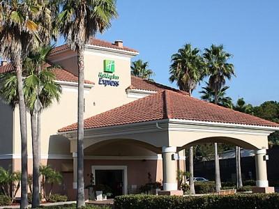 Express - By Ihg 2* Clermont
